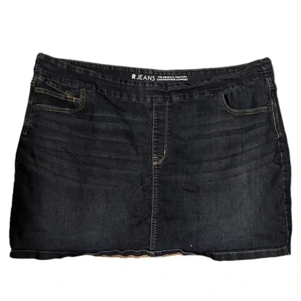 R Jeans size 38 - Picture 1 of 4